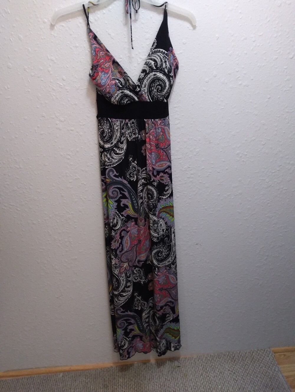 Body Central Paisley Maxi Dress